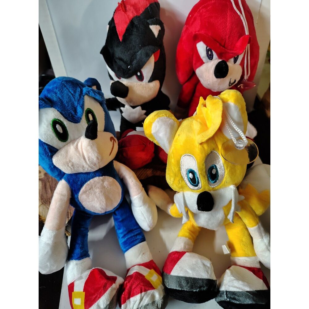 Set of 4 Sonic Plush Window Hangers – LOT 99